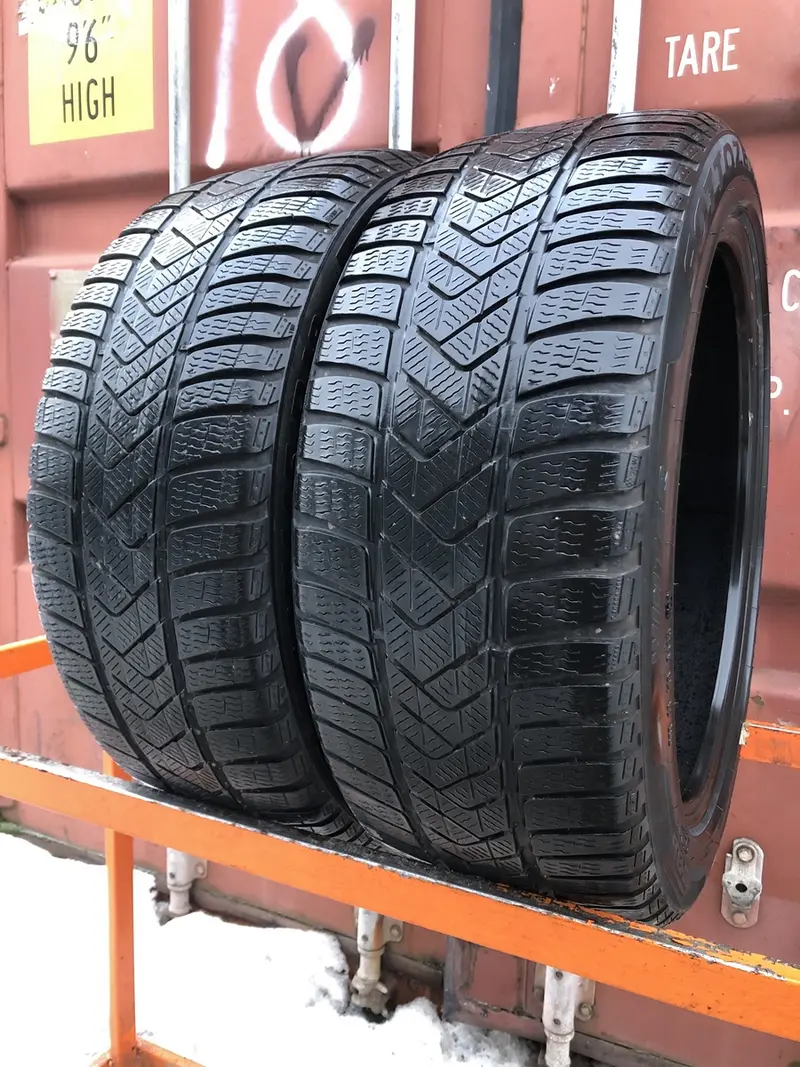 Пара б/у шин 235/45 R18 Pirelli Winter Sottozero 3, фото 1