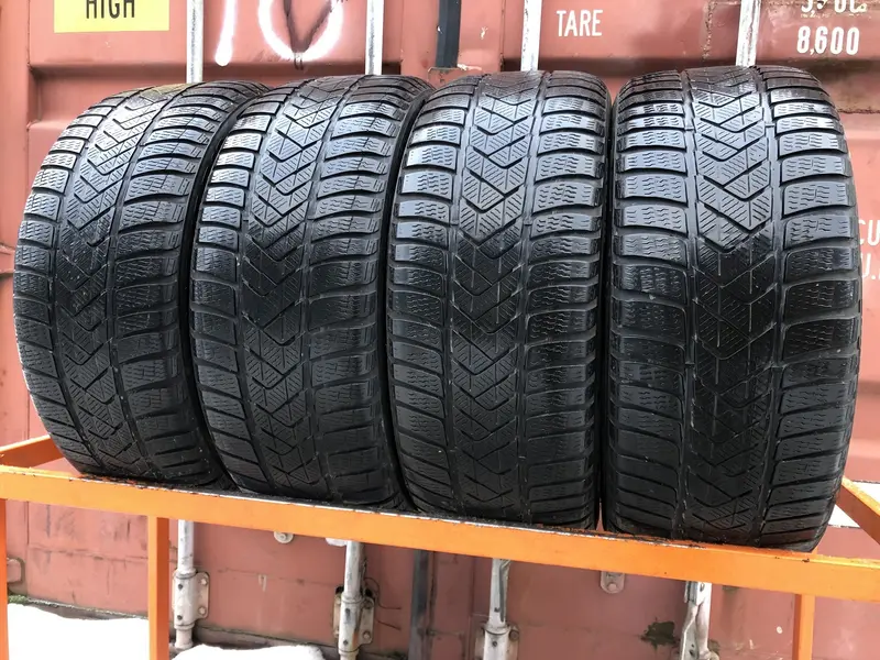 Комплект б/у шин 235/45 R18 Pirelli Winter Sottozero 3, фото 1