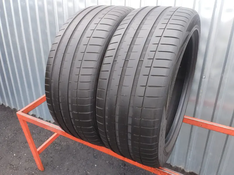 Пара б/у шин 235/45 R18 Vredestein Ultrac Vorti
