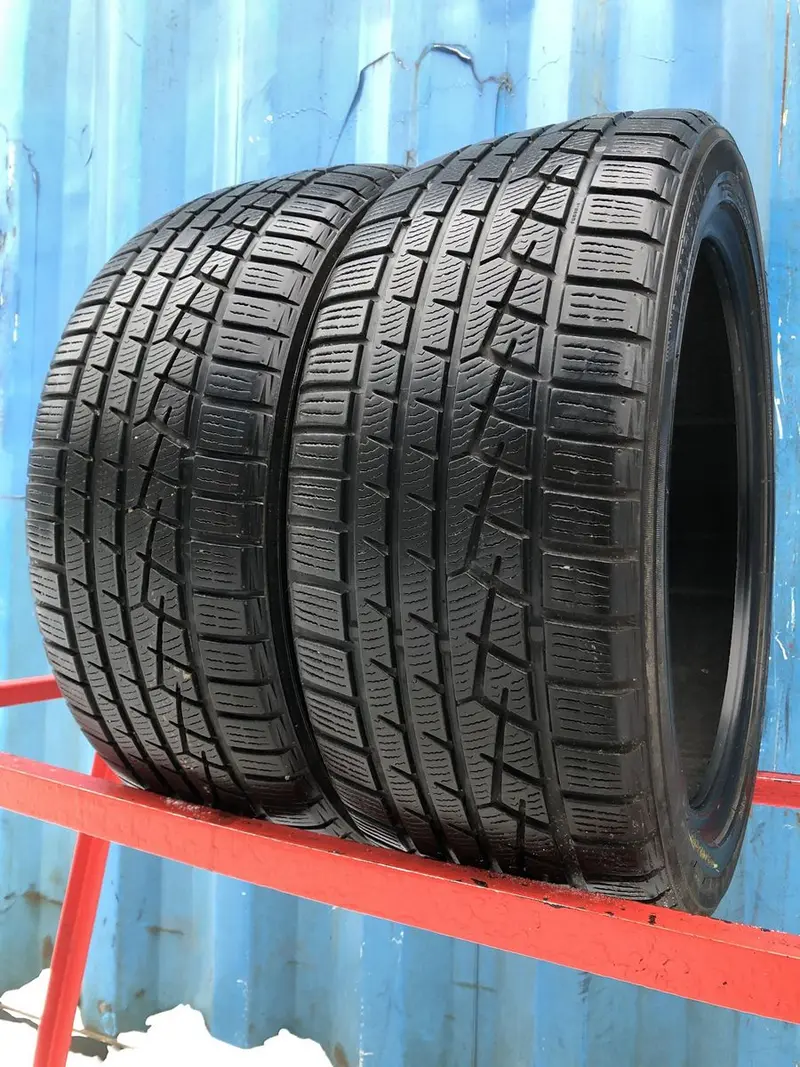 Пара б/у шин 235/45 R18 Yokohama W.drive V902