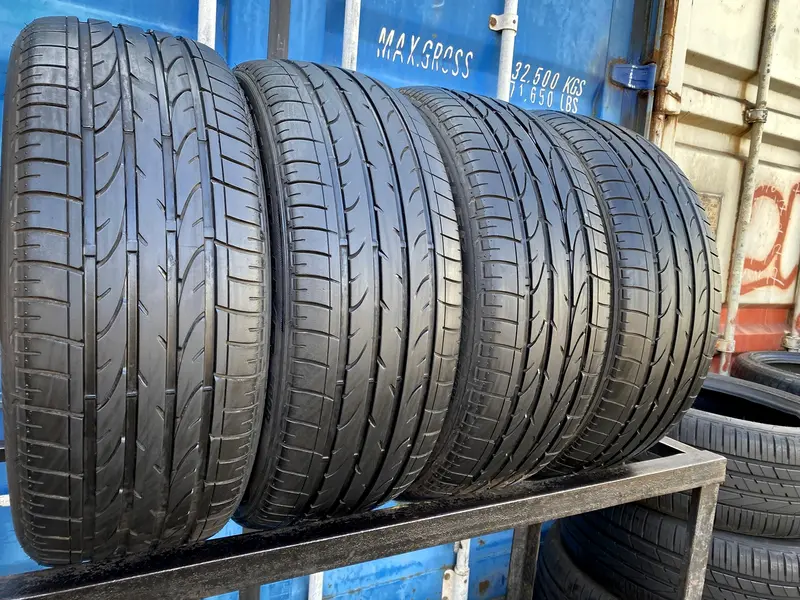 Комплект б/у шин 235/45 R19 Bridgestone Dueler H/P Sport
