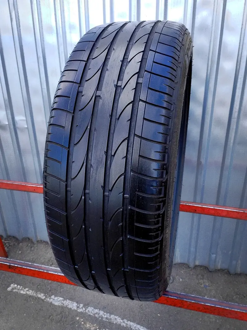 Б/у шина 235/45 R19 Bridgestone Dueler H/P Sport MOE