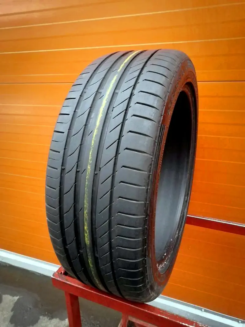 Б/у шина 235/45 R19 Continental ContiSportContact 5 RunFlat MOE