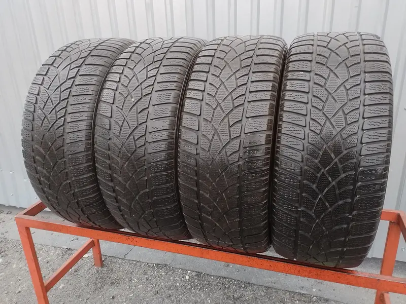 Комплект б/у шин 235/45 R19 Dunlop SP Winter Sport 3D