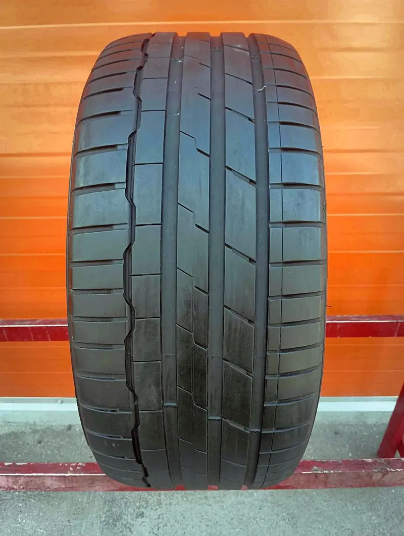 Б/у шина 235/45 R19 Hankook Ventus S1 Evo3 K127
