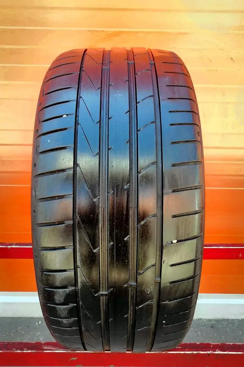 Б/у шина 235/45 R19 Hankook Ventus S1evo 2 K117