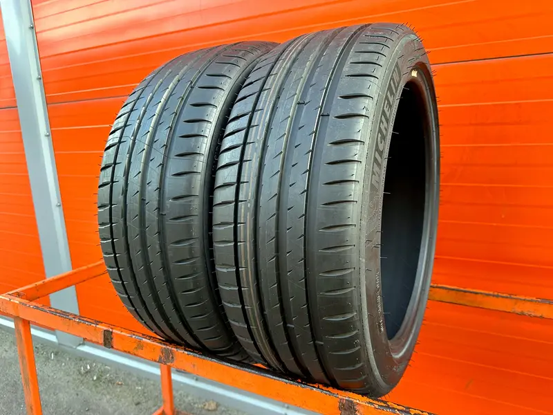 Пара новых шин 235/45 R19 Michelin Pilot Sport 4, фото 1