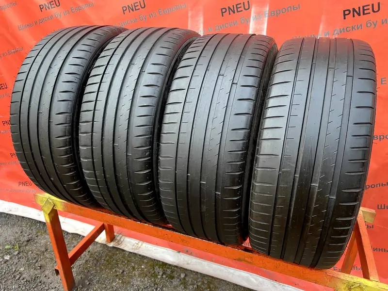 Комплект б/у шин 235/45 R19 Michelin Pilot Sport 4
