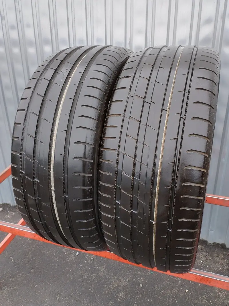 Пара б/у шин 235/45 R19 Nokian Powerproof
