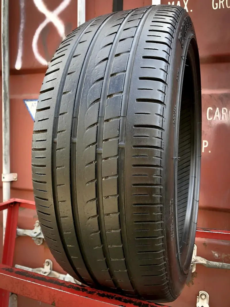Б/у шина 235/45 R19 Pirelli P Zero Rosso, фото 1