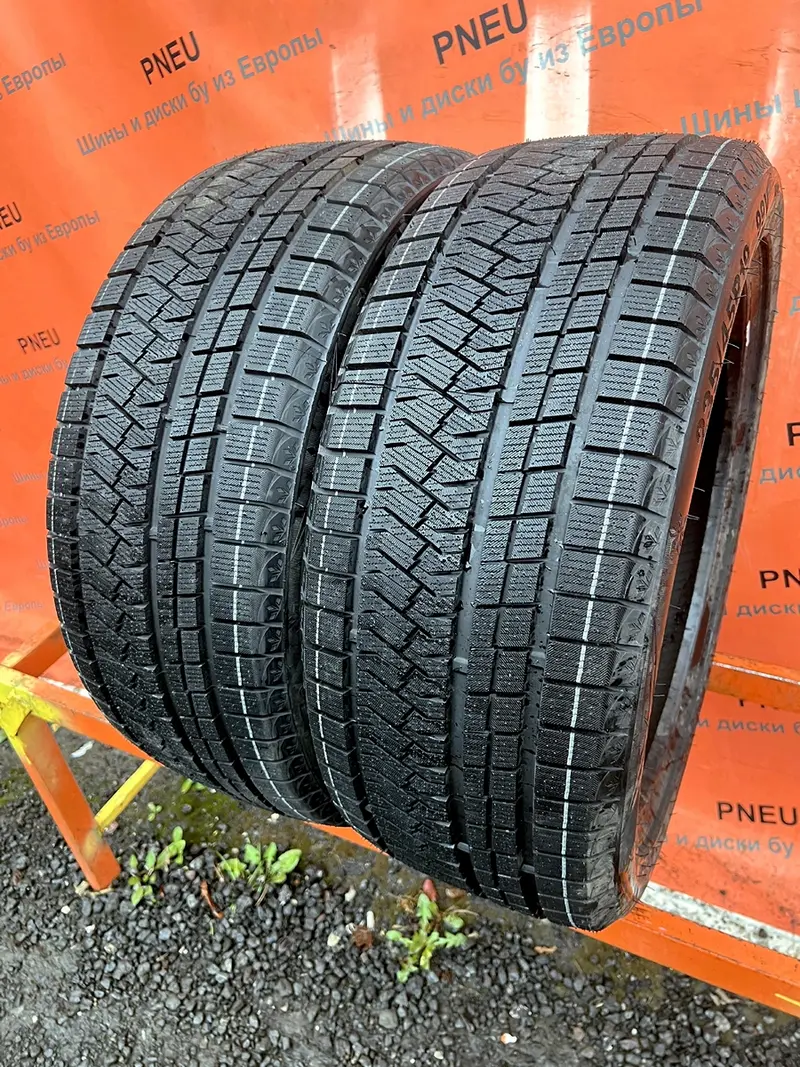 Пара новых шин 235/45 R19 TRIANGLE Snowlink TWT02, фото 1