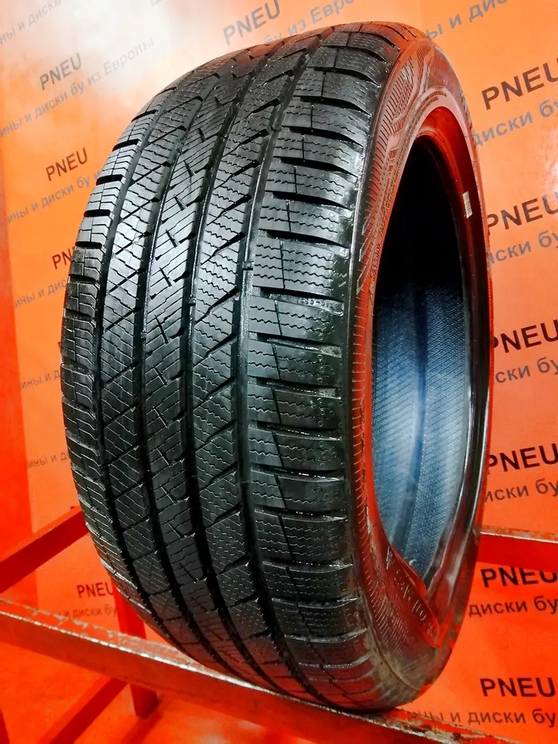 Б/у шина 235/45 R19 Vredestein Quatrac PRO
