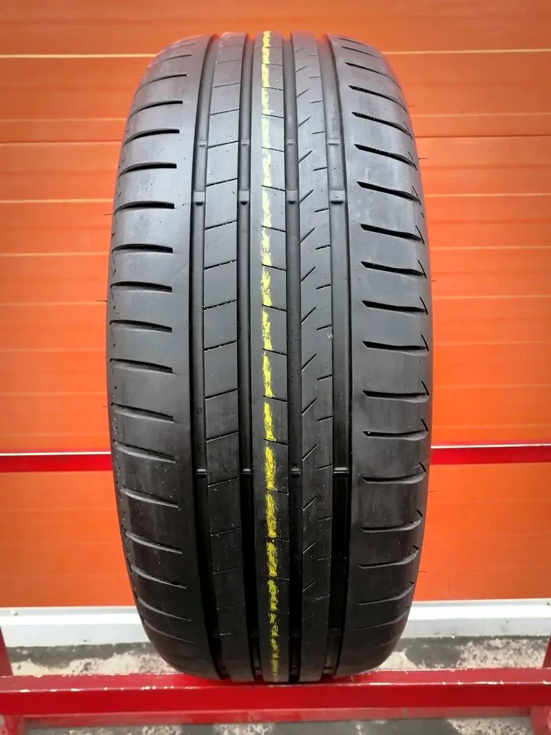 Б/у шина 235/45 R20 Bridgestone Alenza 001