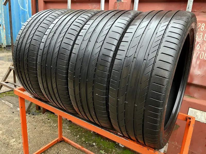 Комплект б/у шин 235/45 R20 Continental ContiSportContact 5 SUV