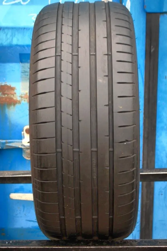 Б/у шина 235/45 R20 Dunlop SP Sport Maxx RT 2
