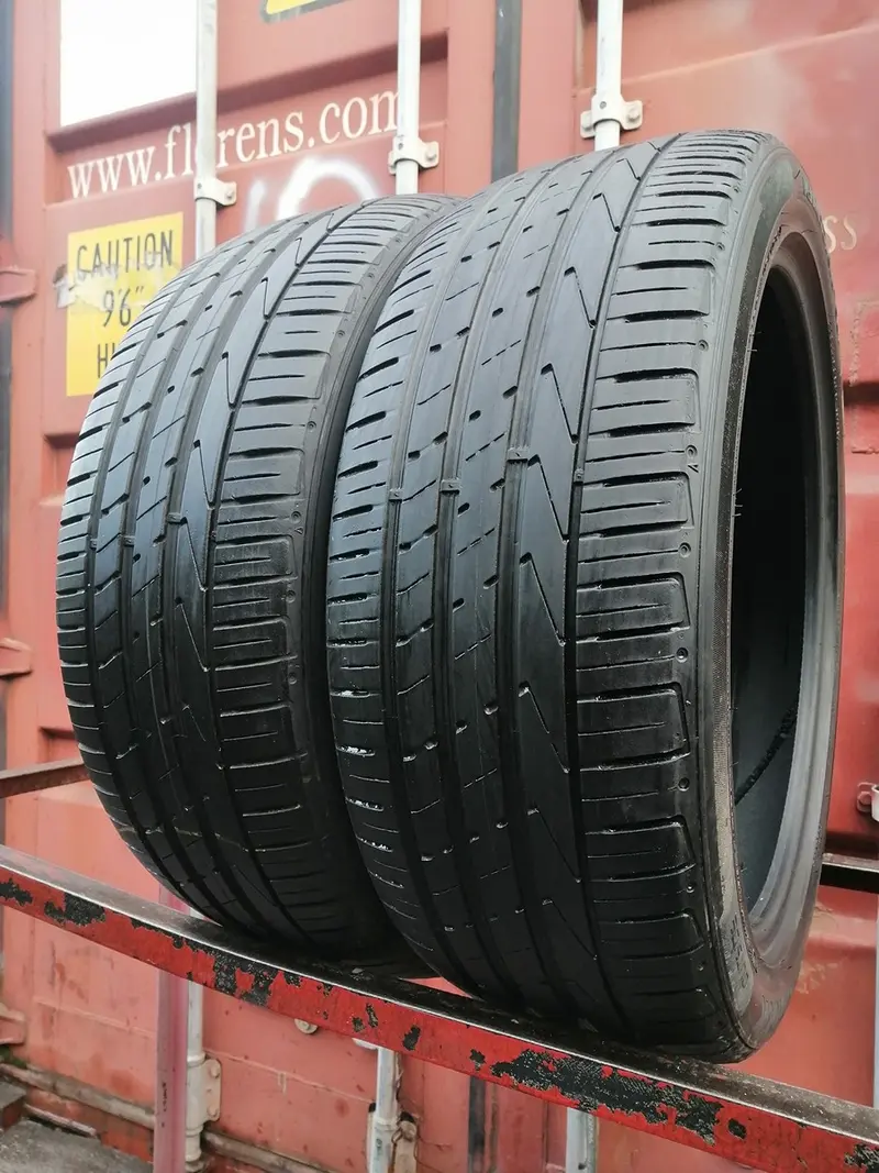 Пара б/у шин 235/45 R20 Hankook Ventus S1evo 2 SUV K117
