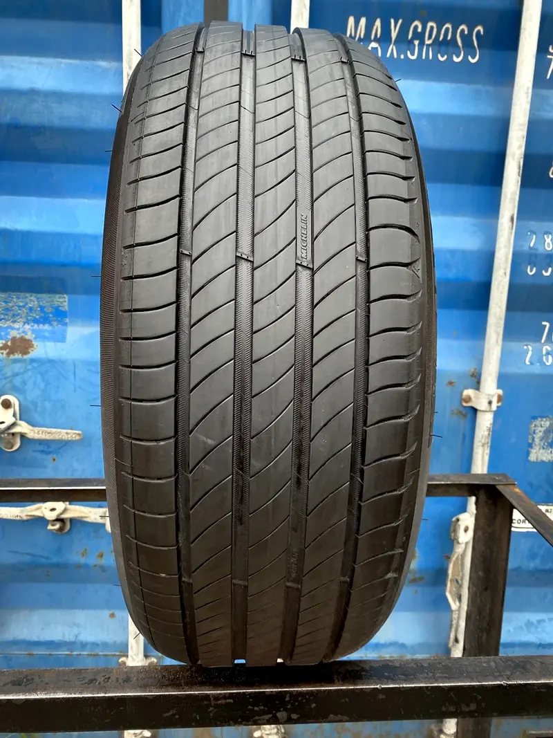 Б/у шина 235/45 R20 Michelin Primacy 4