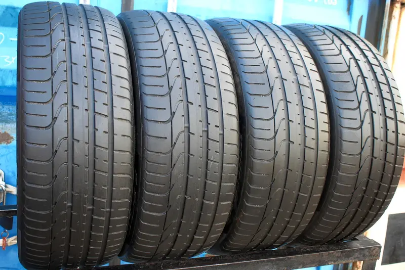 Комплект б/у шин 235/45 R20 Pirelli P Zero