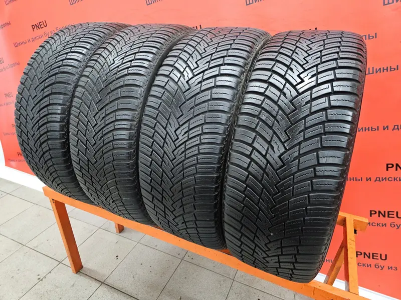 Комплект б/у шин 235/45 R20 Pirelli Scorpion All Season SF2 VOL Elect