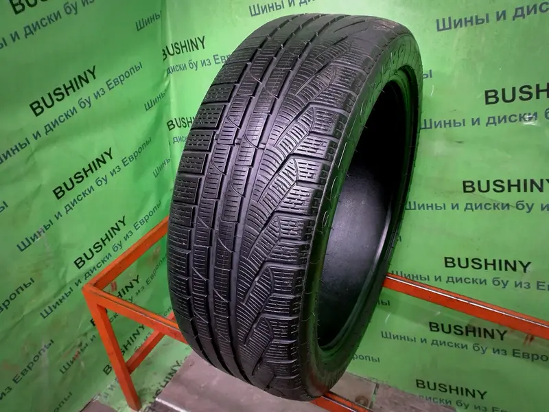 Б/у шина 235/45 R20 Pirelli Winter 240 Sottozero 2