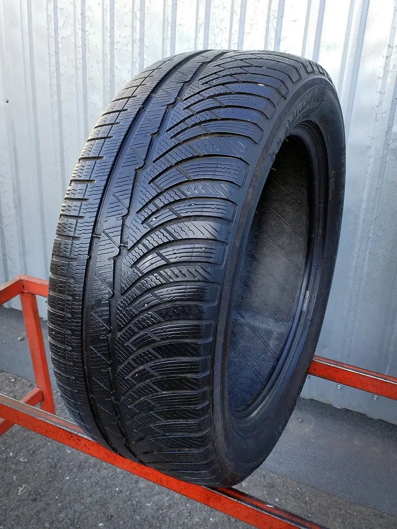 Б/у шина 235/50 R17 Michelin Pilot Alpin PA 4
