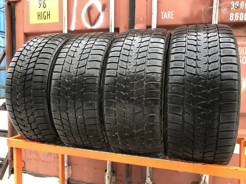 Комплект б/у шин 235/50 R18 Bridgestone Blizzak LM25