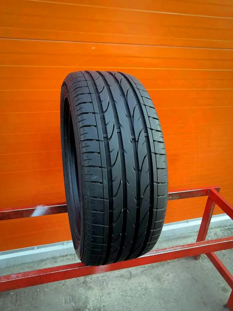 Б/у шина 235/50 R18 Bridgestone Dueler H/P Sport