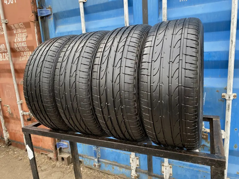 Комплект б/у шин 235/50 R18 Bridgestone Dueler H/P Sport