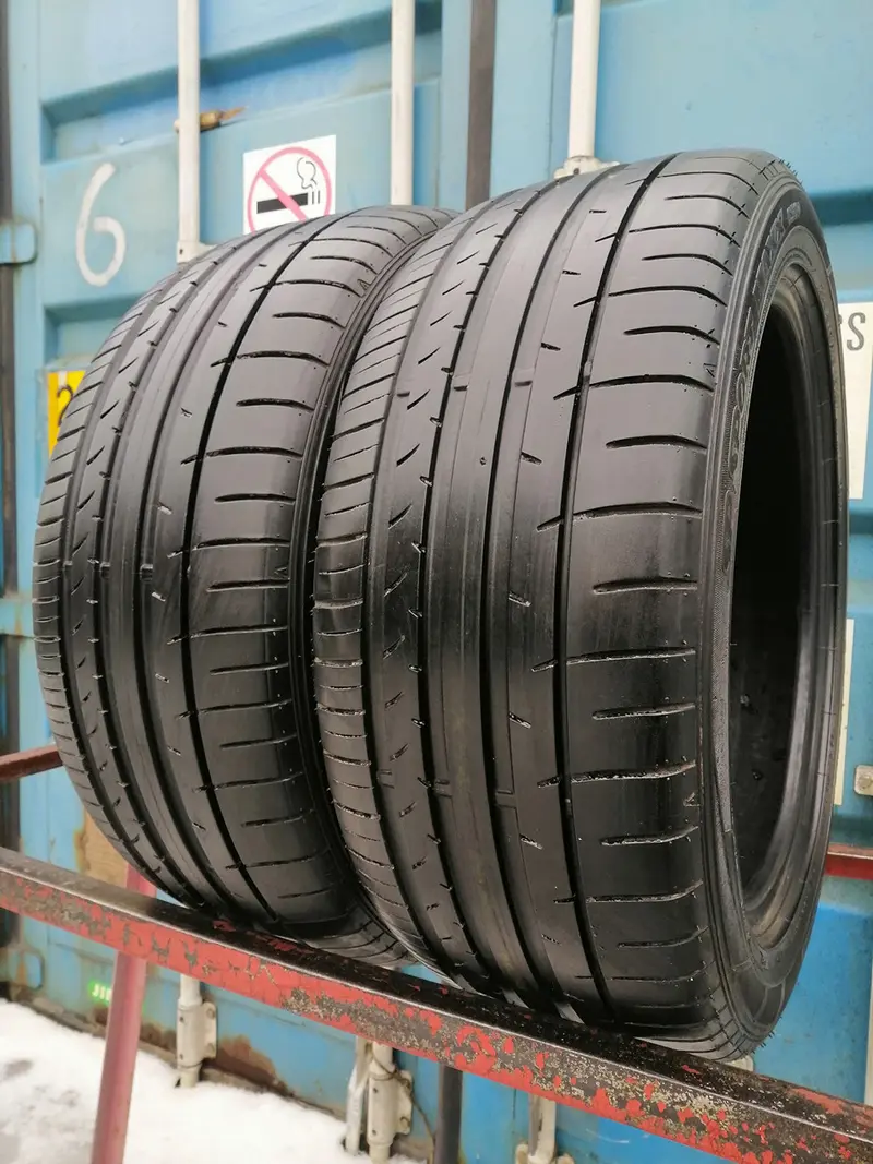 Пара б/у шин 235/50 R18 Dunlop SP Sport Maxx 050+