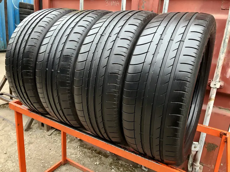 Комплект б/у шин 235/50 R18 Dunlop SP Sport Maxx GT MO