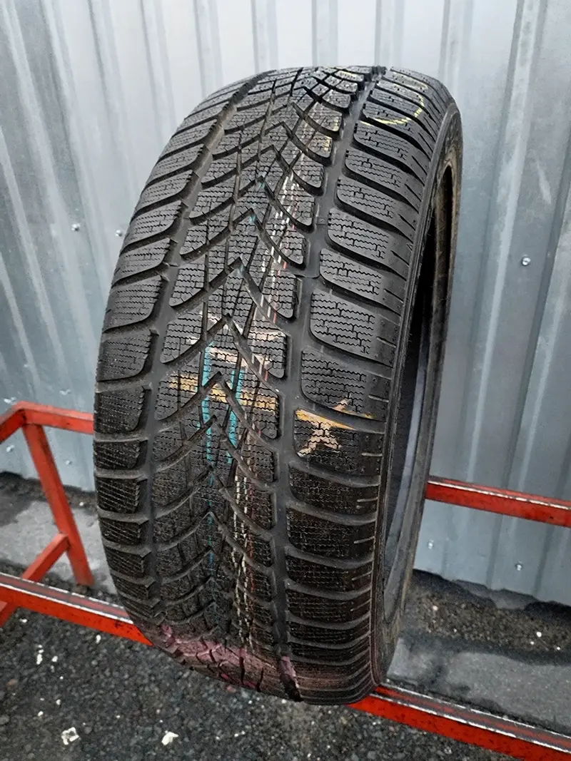 Б/у шина 235/50 R18 Dunlop SP Winter Sport 4D