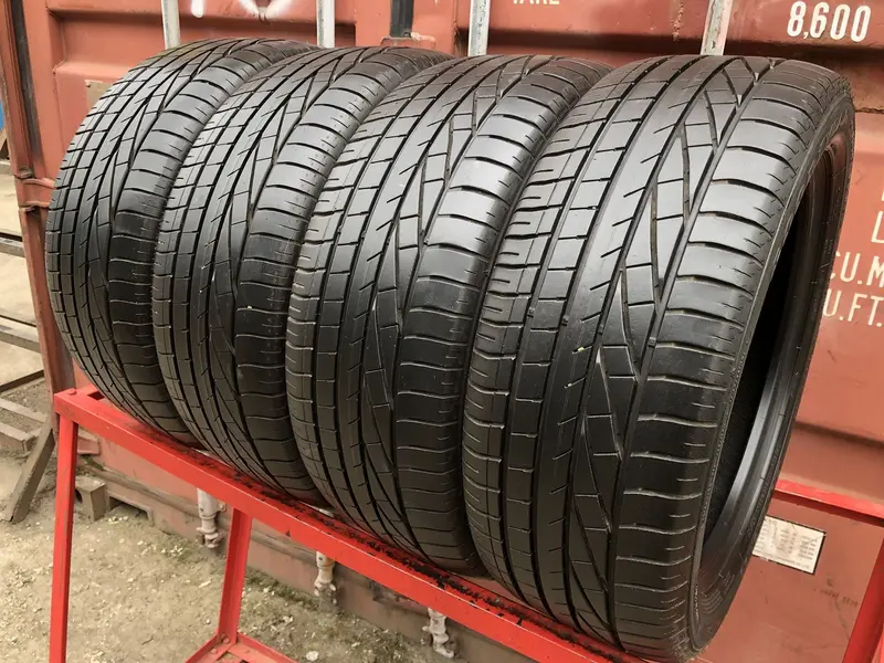 Комплект б/у шин 235/50 R18 Goodyear Excellence