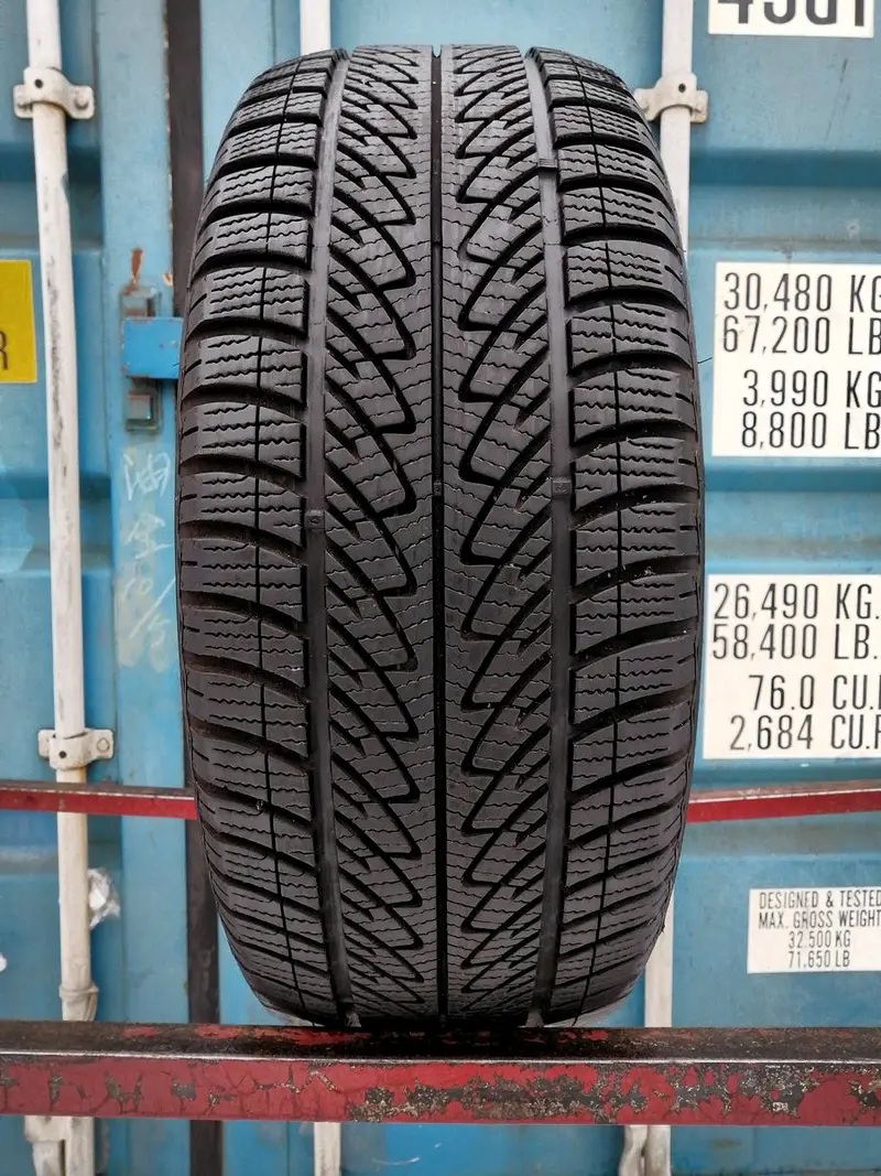 Б/у шина 235/50 R18 Goodyear Ultra Grip 8 Performance, фото 1