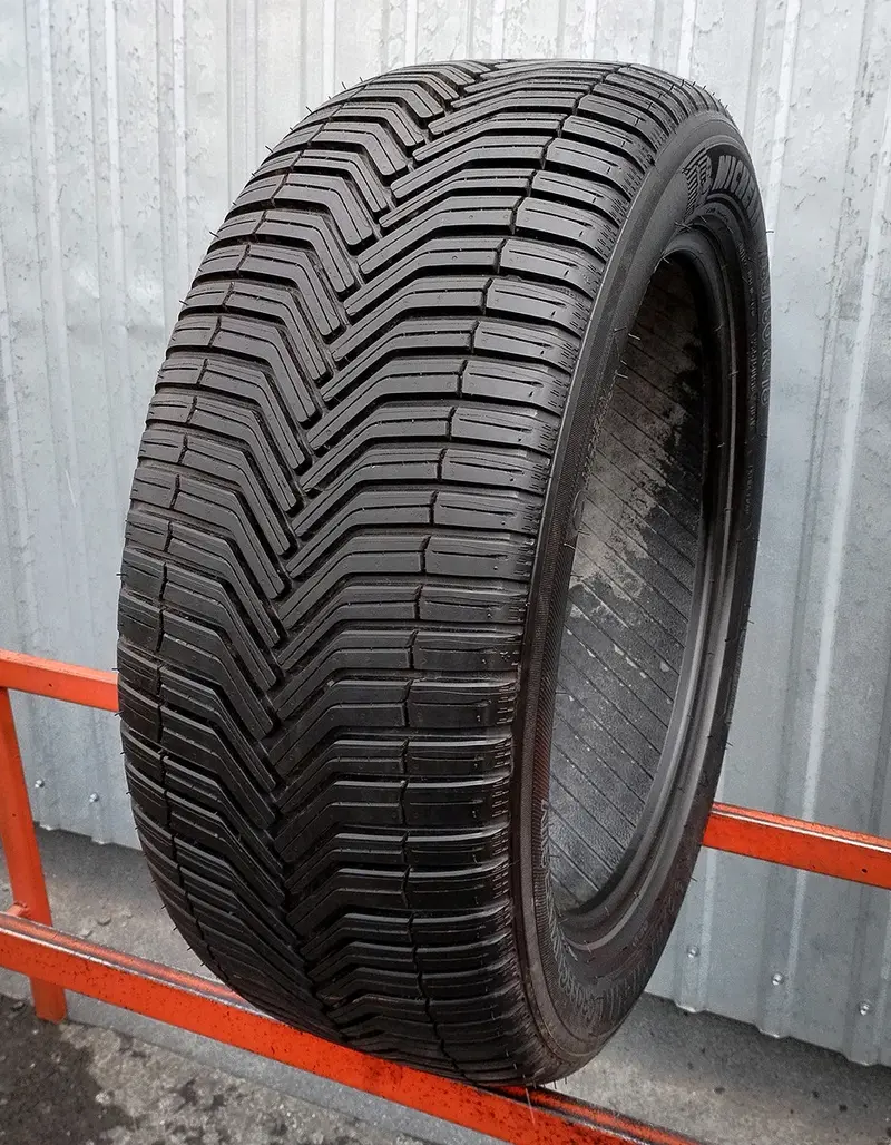 Б/у шина 235/50 R18 Michelin CrossClimate SUV, фото 1