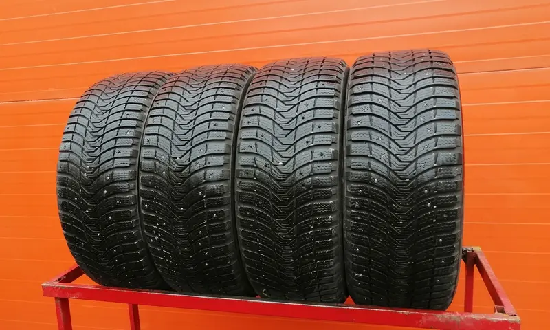 Комплект б/у шин 235/50 R18 Michelin X-Ice North 3