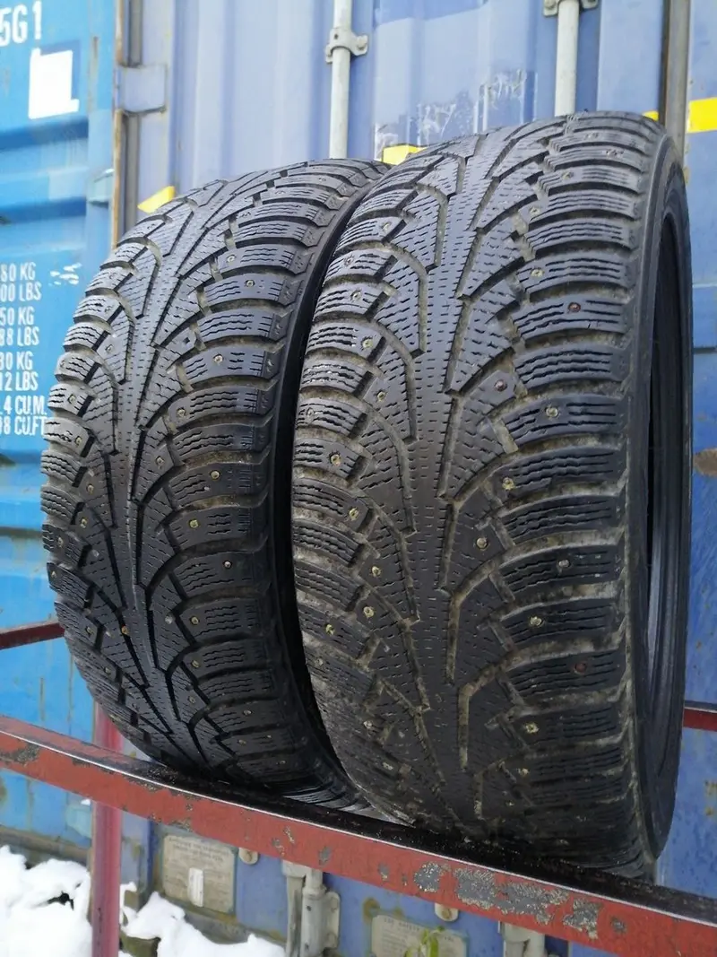 Пара б/у шин 235/50 R18 Nokian Hakkapeliitta 5