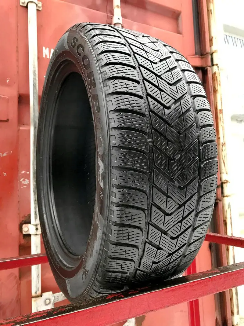 Б/у шина 235/50 R18 Pirelli Scorpion Winter