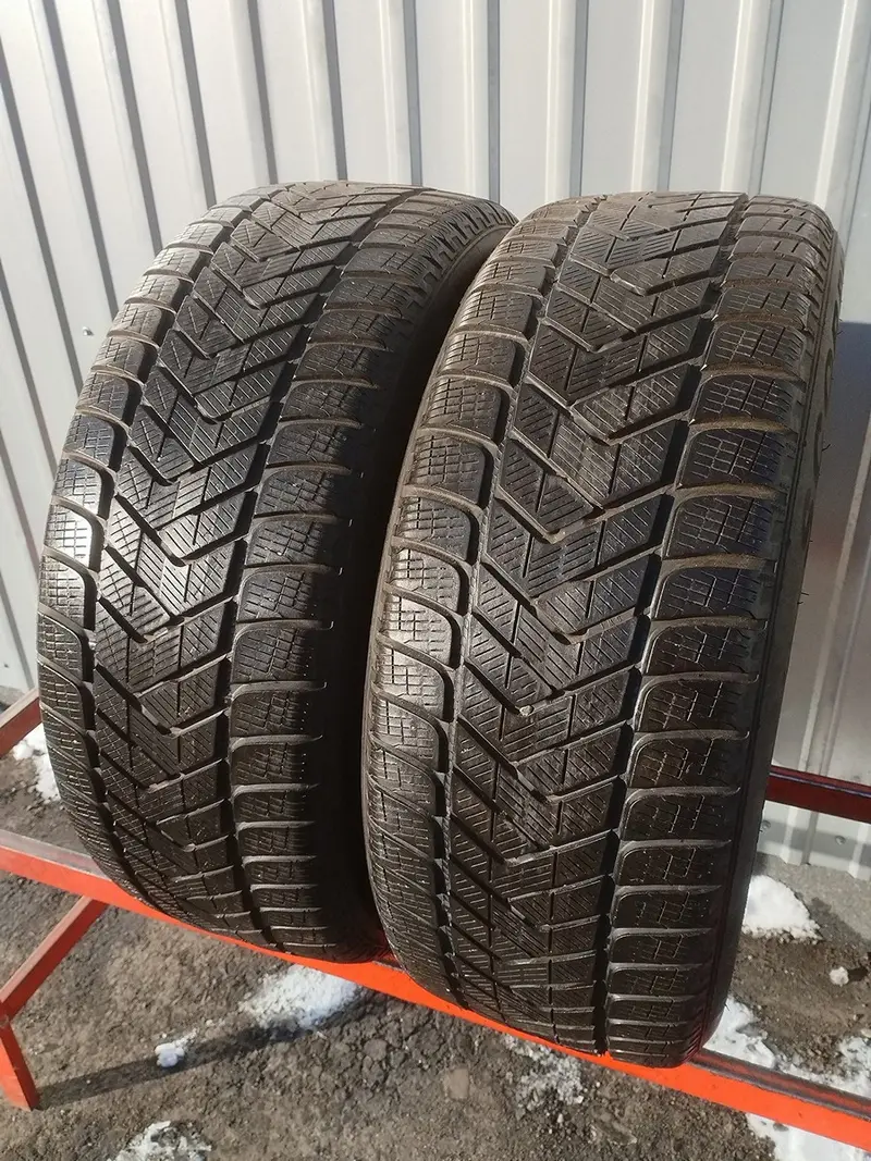 Пара б/у шин 235/50 R18 Pirelli Scorpion Winter