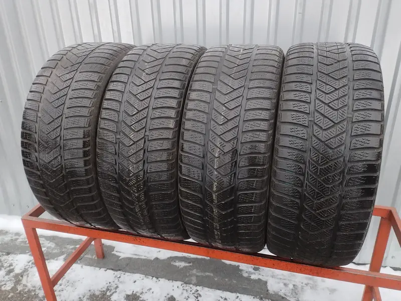 Комплект б/у шин 235/50 R18 Pirelli Winter Sottozero 3, фото 1