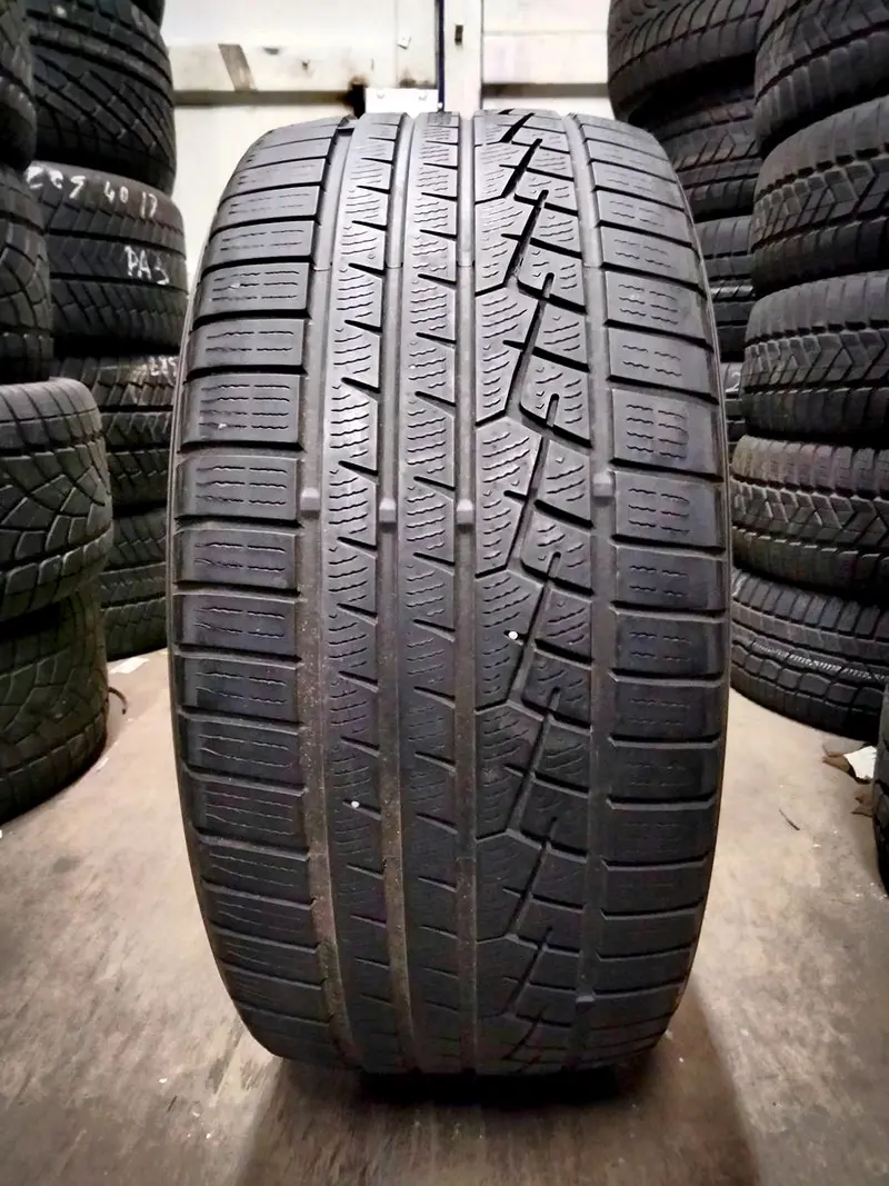 Б/у шина 235/50 R18 Yokohama W.drive V902