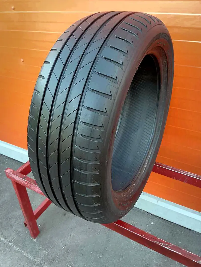 Б/у шина 235/50 R19 Bridgestone Turanza T005