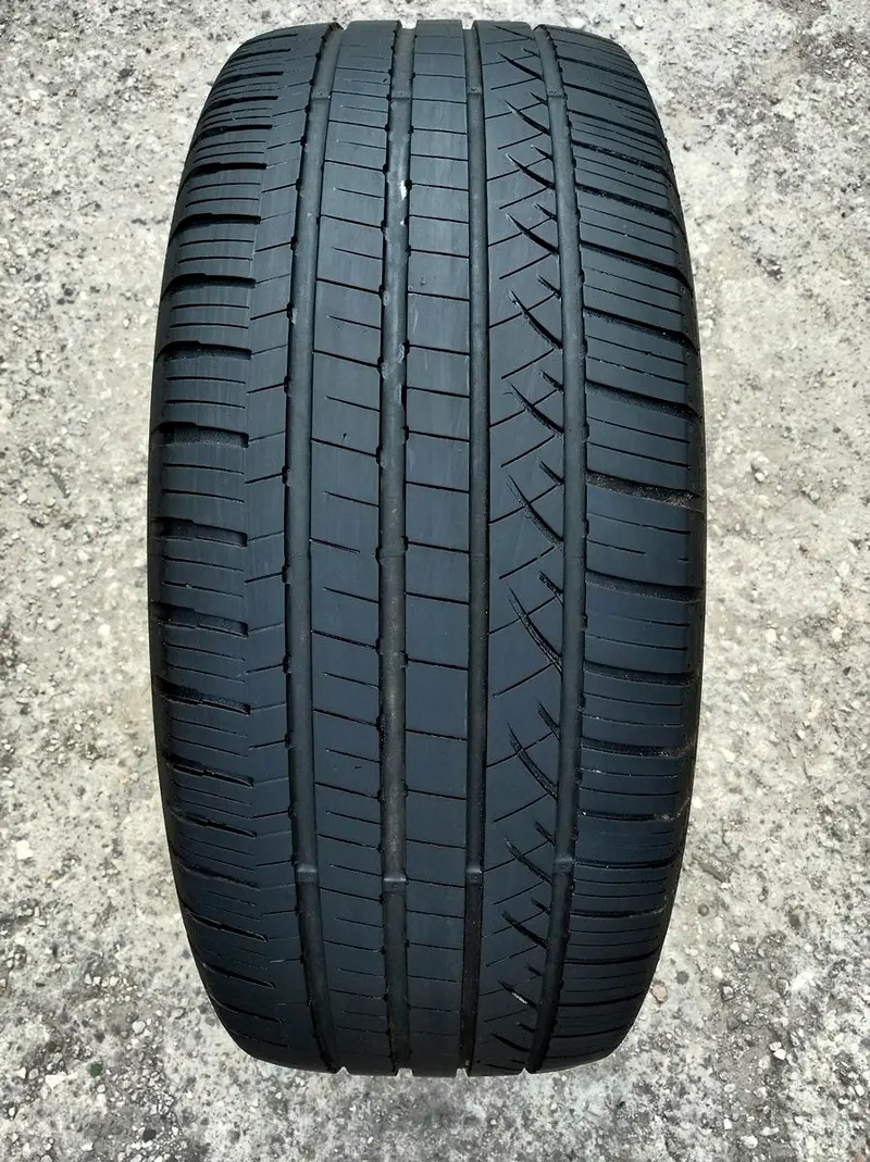 Б/у шина 235/50 R19 Dunlop Grandtrek Touring A/S
