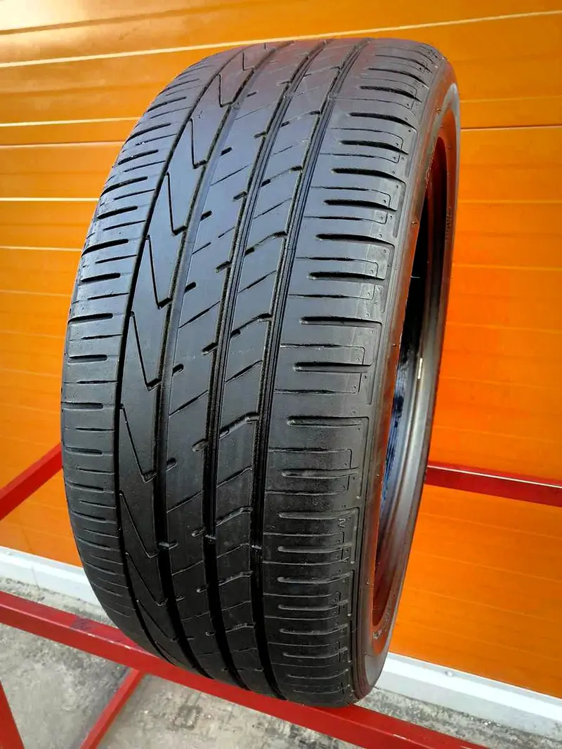Б/у шина 235/50 R19 Hankook Ventus S1evo 2 SUV K117