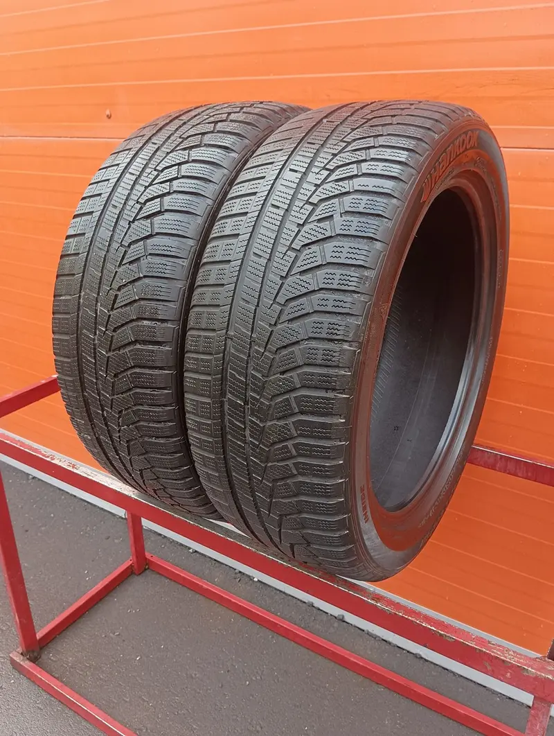 Пара б/у шин 235/50 R19 Hankook Winter I Cept Evo2 W320 SUV
