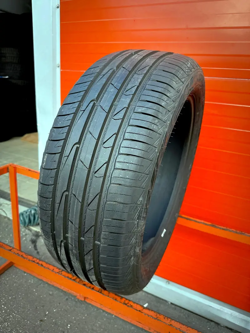 Новая шина 235/50 R19 Ikon Tyres Autograph Aqua 3 SUV