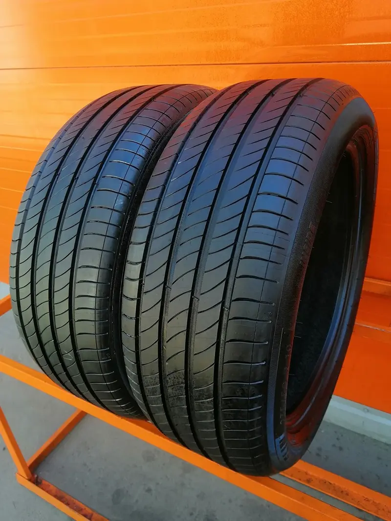 Пара б/у шин 235/50 R19 Michelin Primacy 4