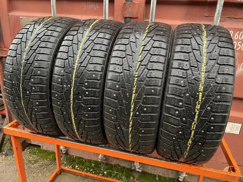 Комплект б/у шин 235/50 R19 Nokian Hakkapeliitta 7 SUV