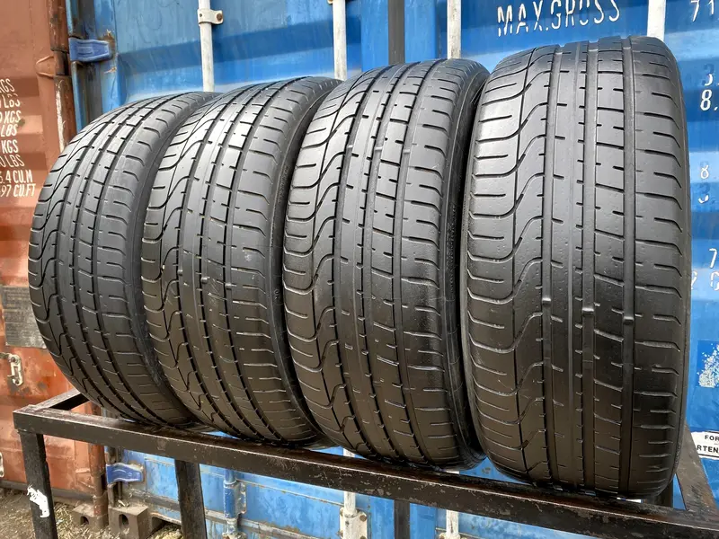 Комплект б/у шин 235/50 R19 Pirelli P Zero