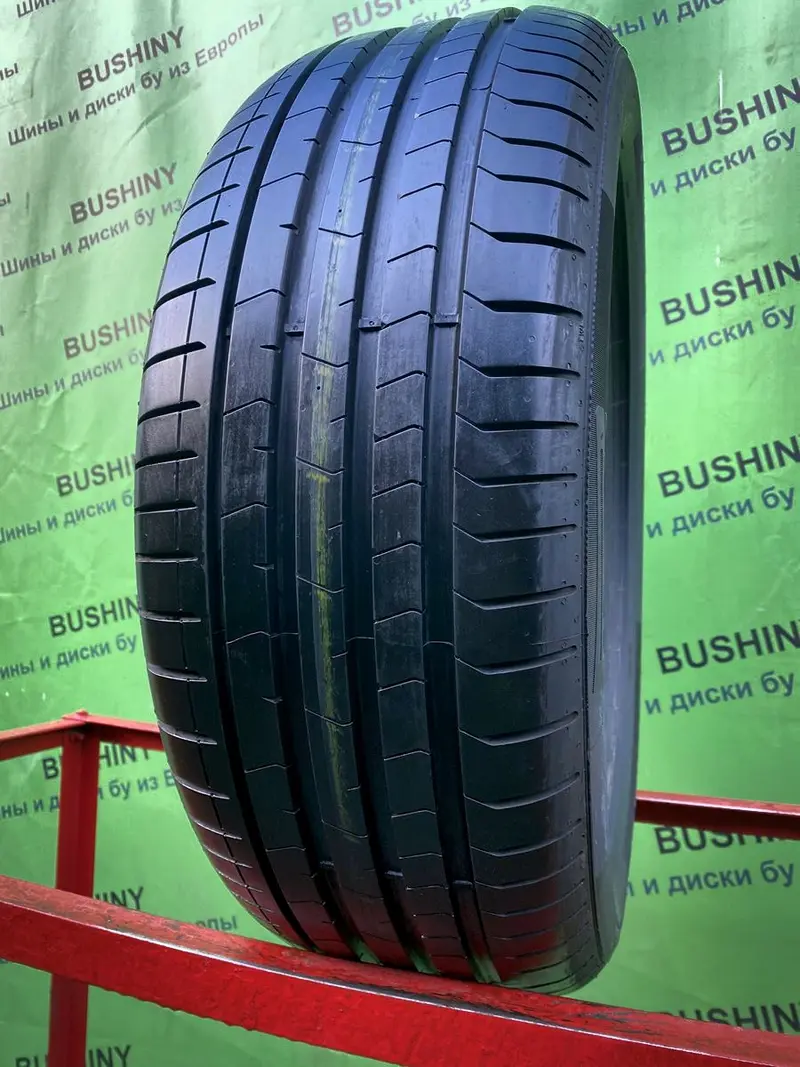Б/у шина 235/50 R19 Pirelli P Zero PZ4, фото 1