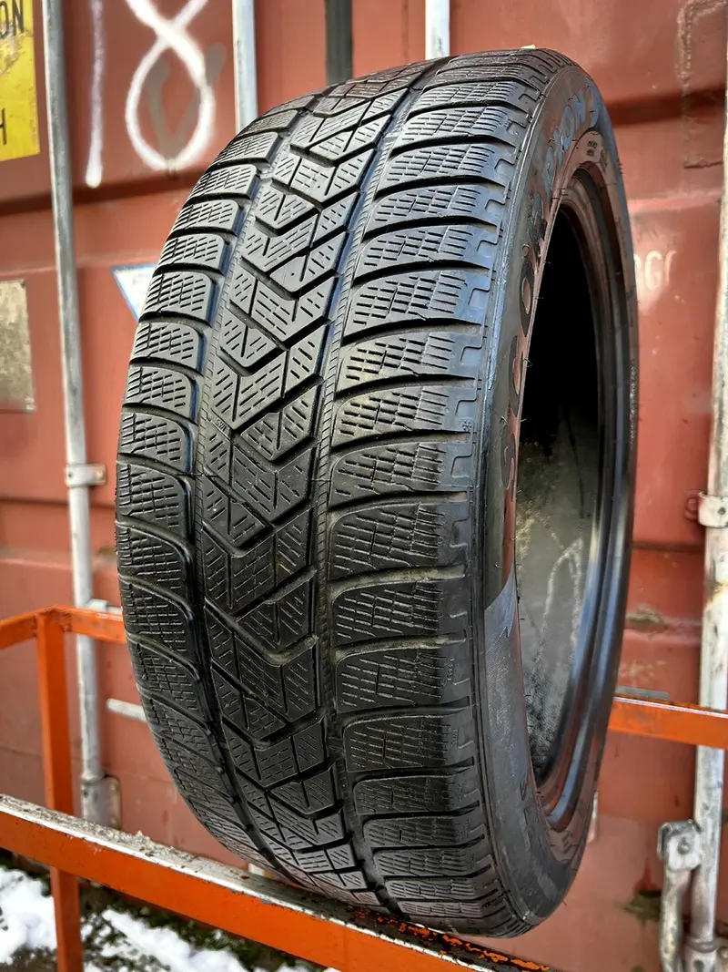 Б/у шина 235/50 R19 Pirelli Scorpion Winter, фото 1
